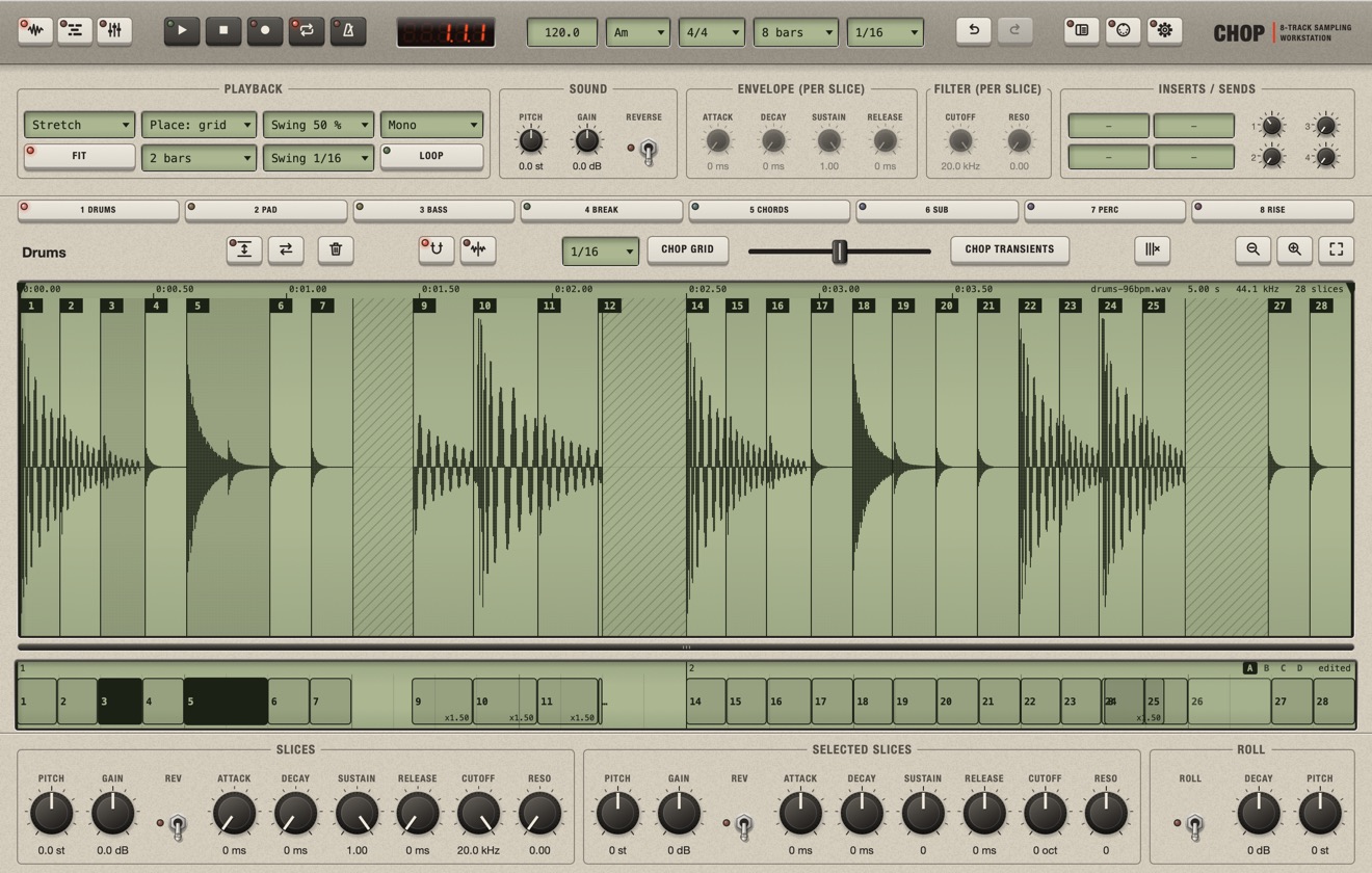 The Sample screen: the waveform with its numbered slices, the sequence of blocks under it and the knobs of the slices.